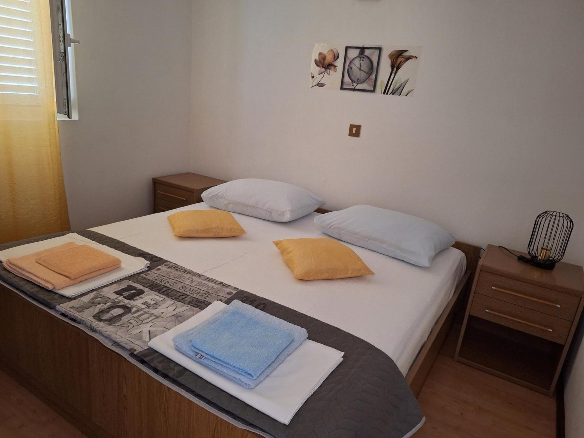 Apartments With A Parking Space Supetarska Draga - Donja, Rab - 15999 ภายนอก รูปภาพ